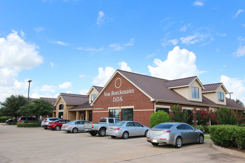 New professional office space for Lease on Highway 6 in Missouri City